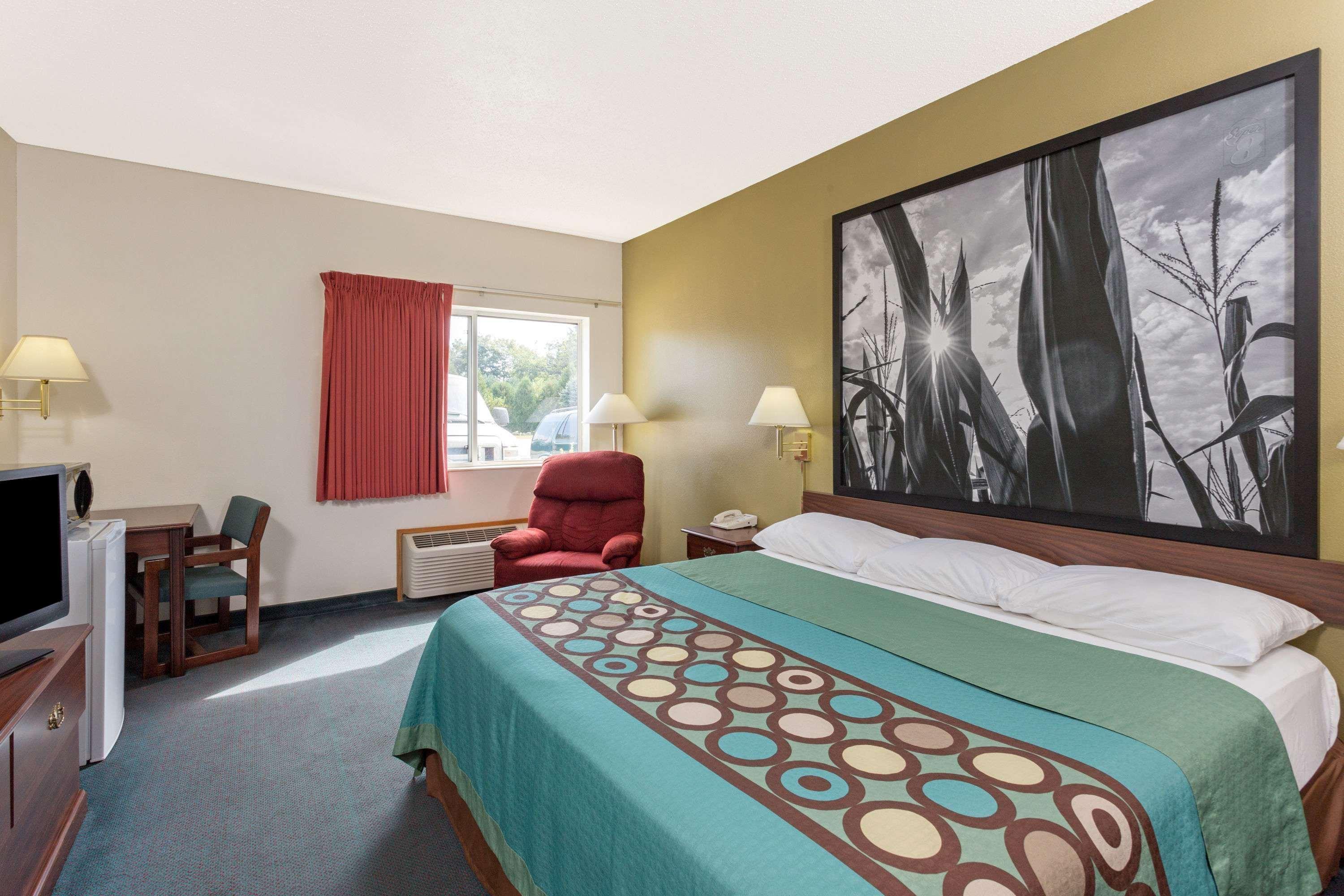 Super 8 By Wyndham Cresco Ia Hotell Exteriör bild